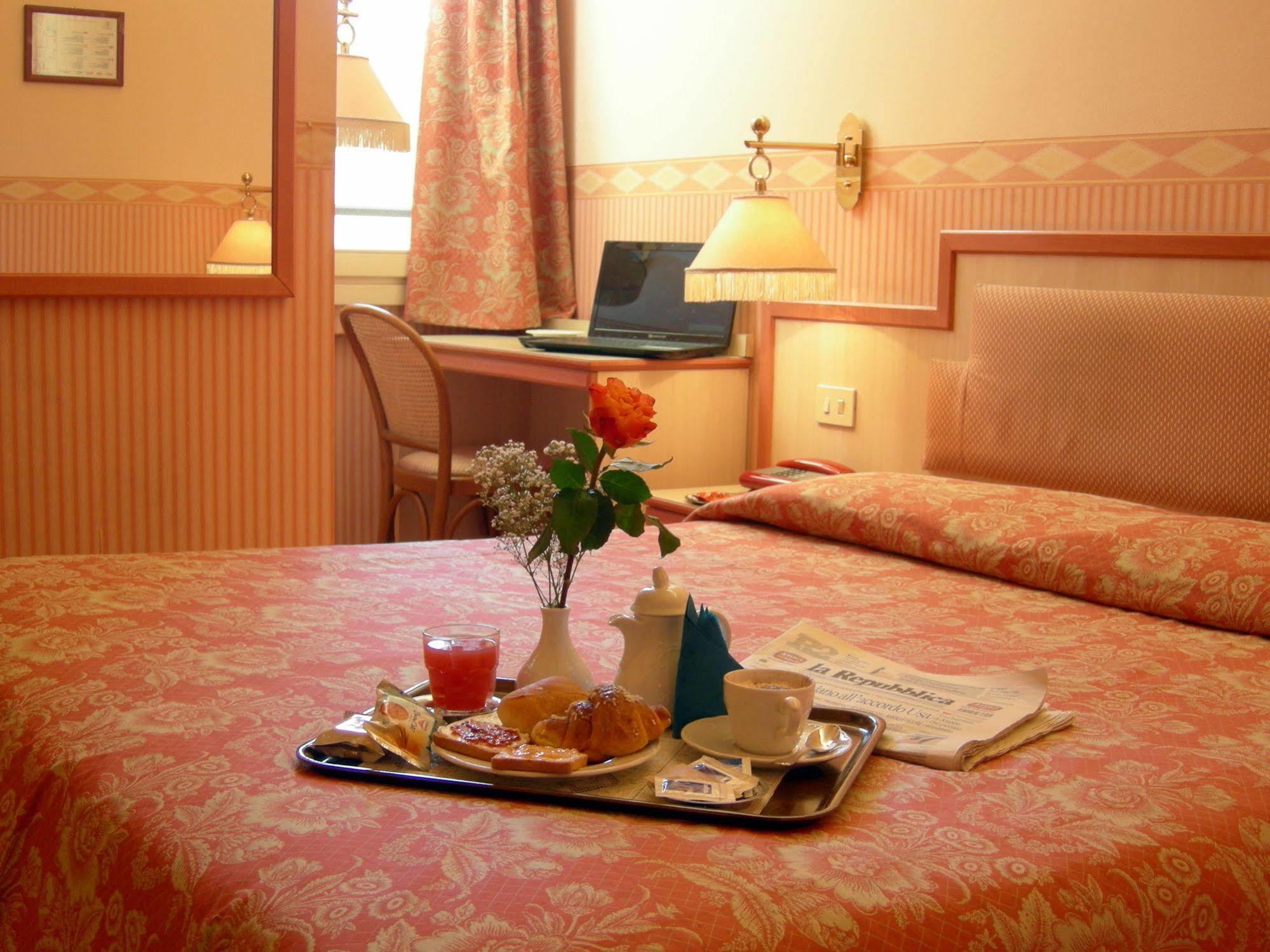 Buenos Aires Hotel 米兰 外观 照片